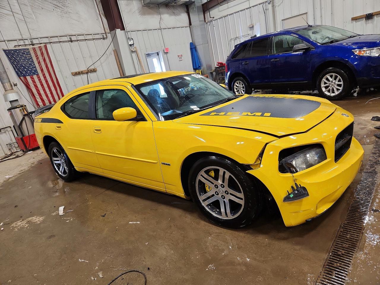 2006 DODGE CHARGER R photo 7