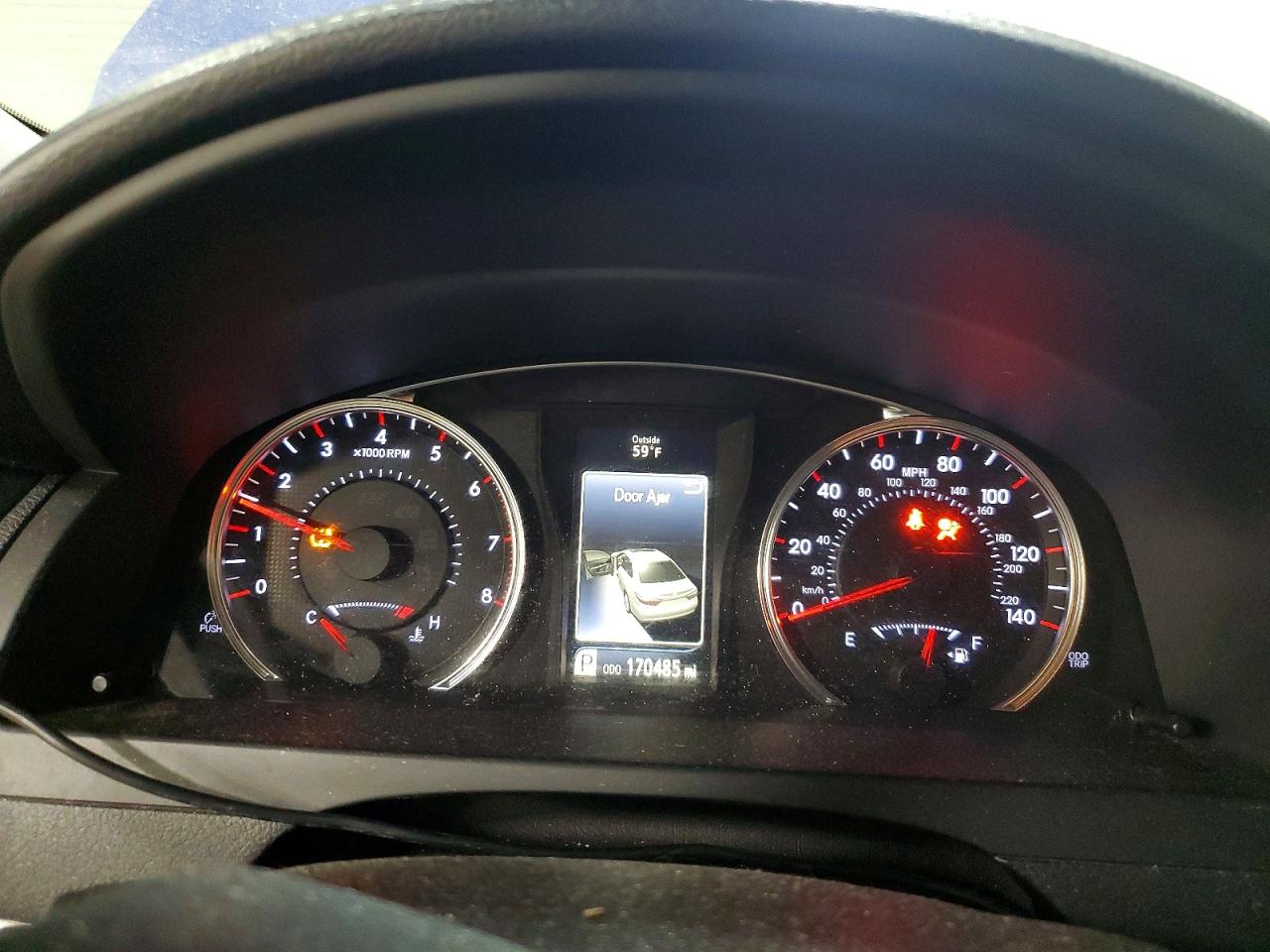 2015 TOYOTA CAMRY SE photo 17