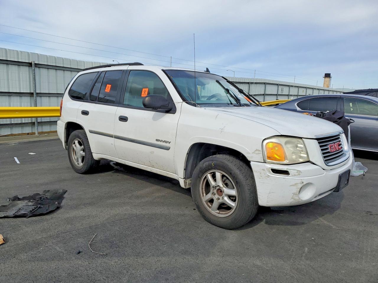 2006 GMC ENVOY photo 4
