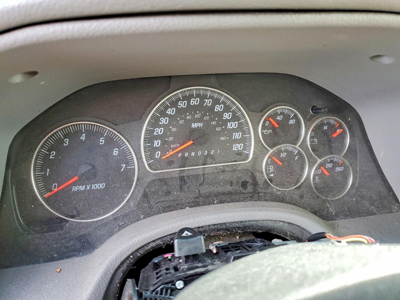 2006 GMC ENVOY photo 9