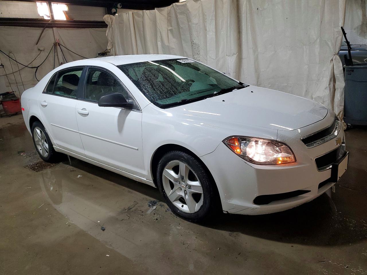 2012 CHEVROLET MALIBU LS photo 4