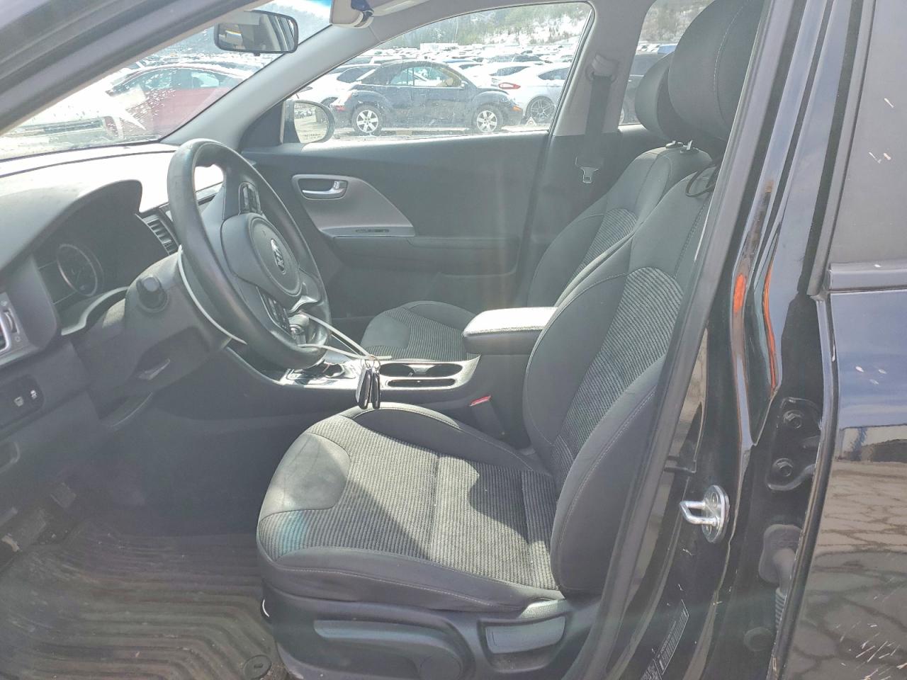 2019 KIA NIRO LX photo 13