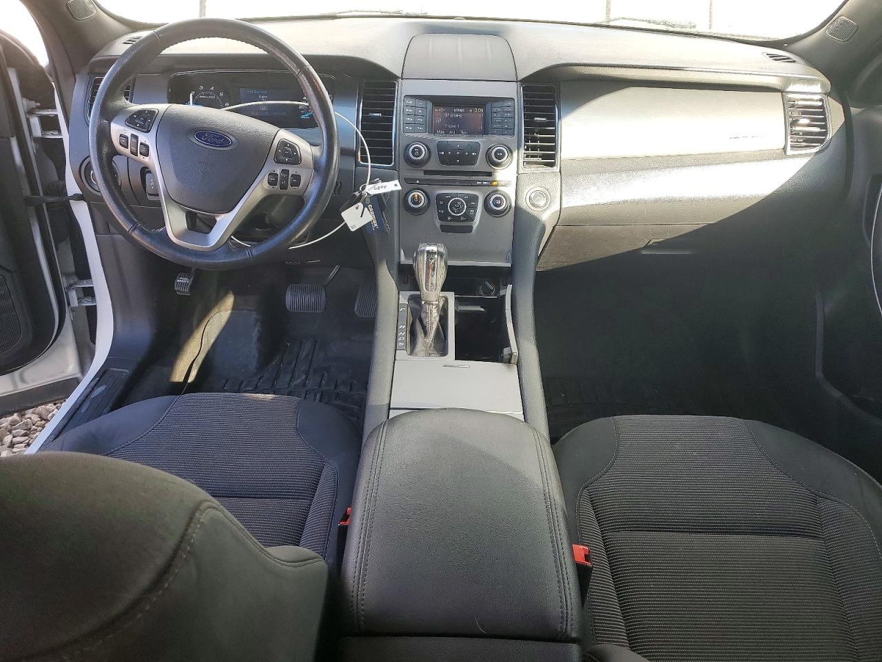 2014 FORD TAURUS SEL photo 8