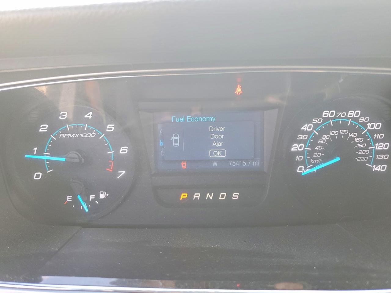 2014 FORD TAURUS SEL photo 9