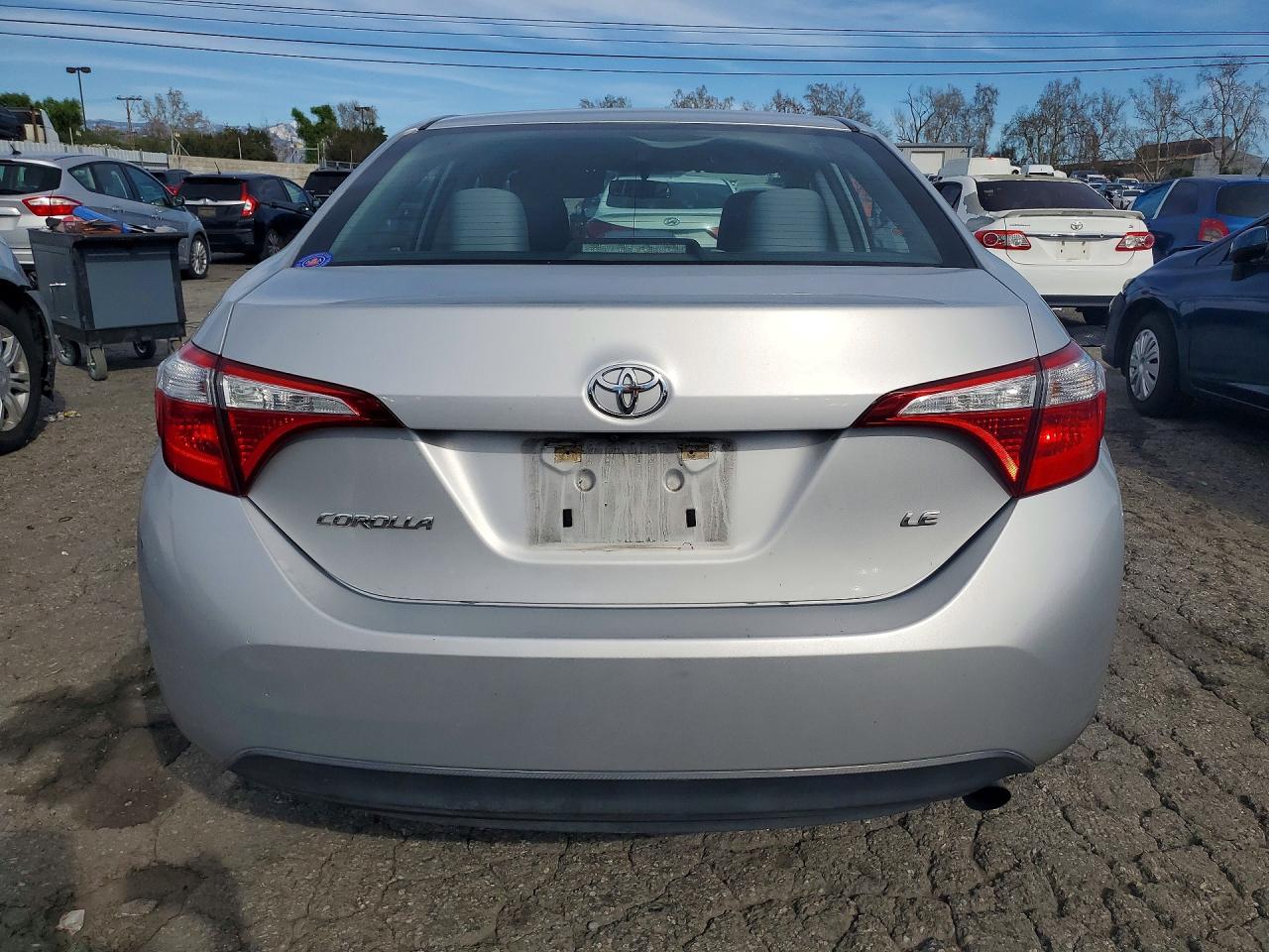 2014 TOYOTA COROLLA photo 11