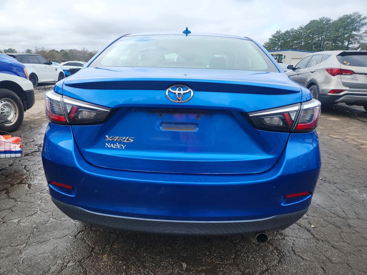 2019 TOYOTA YARIS L photo 6