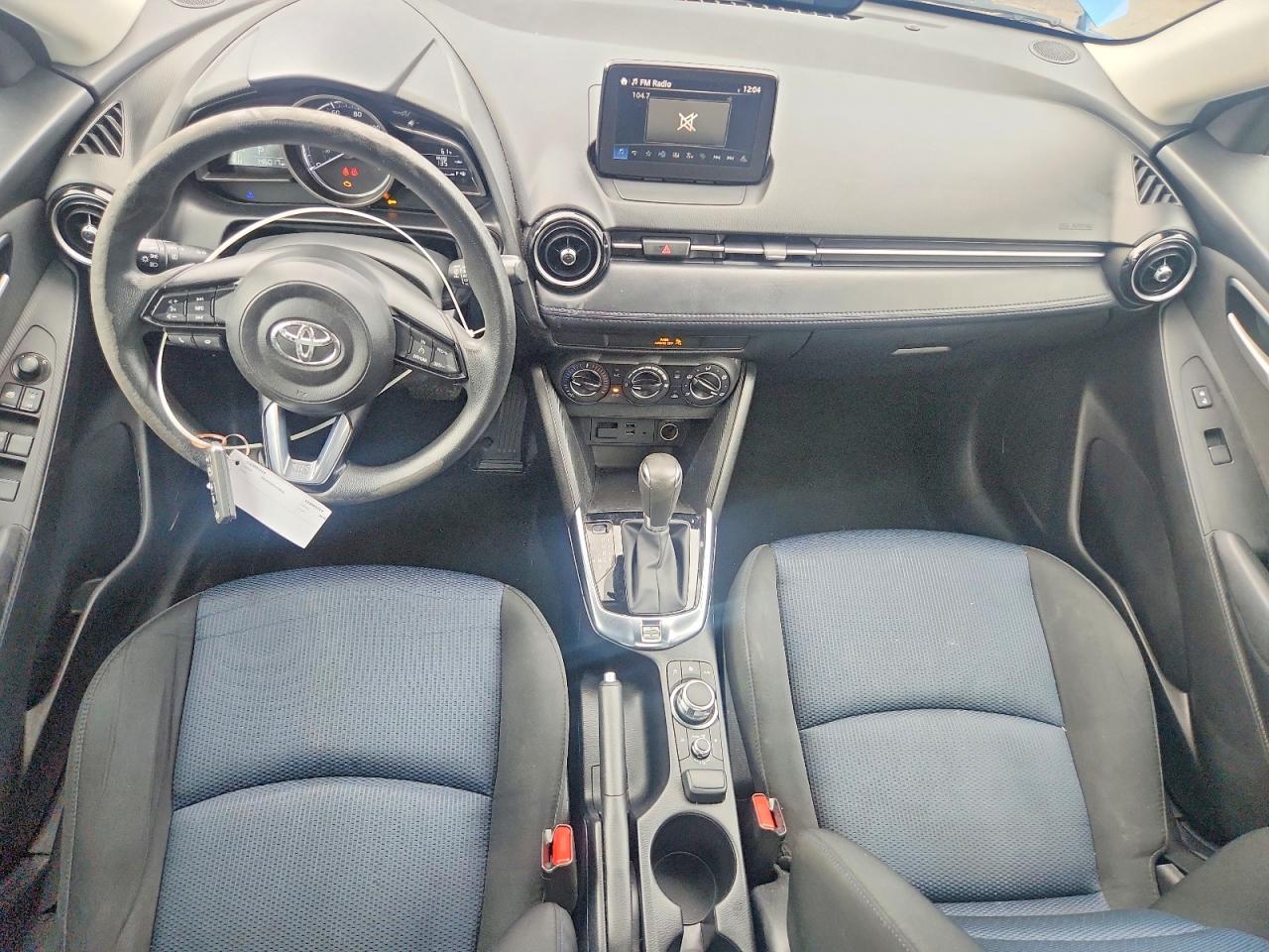 2019 TOYOTA YARIS L photo 8