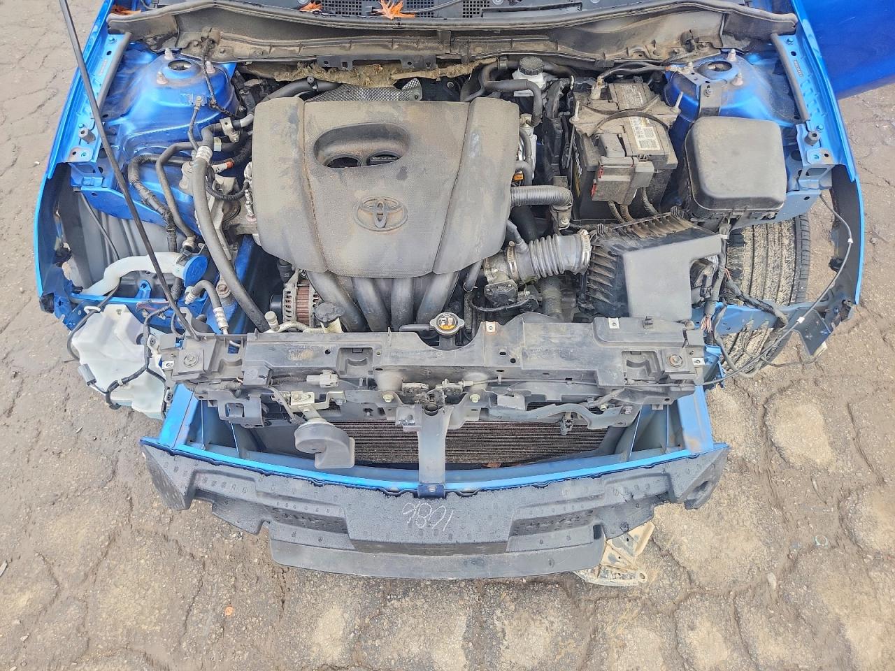 2019 TOYOTA YARIS L photo 11