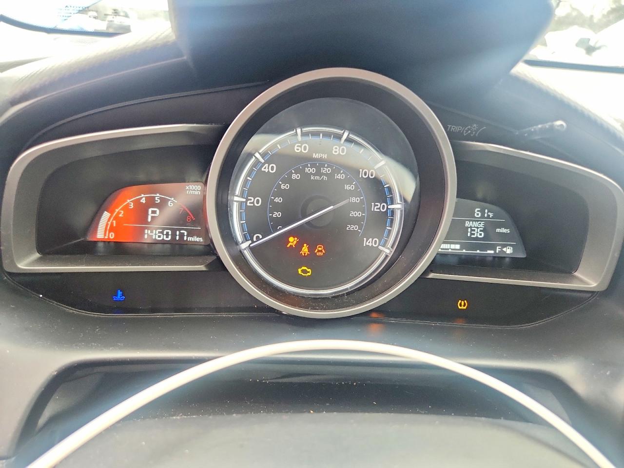 2019 TOYOTA YARIS L photo 9