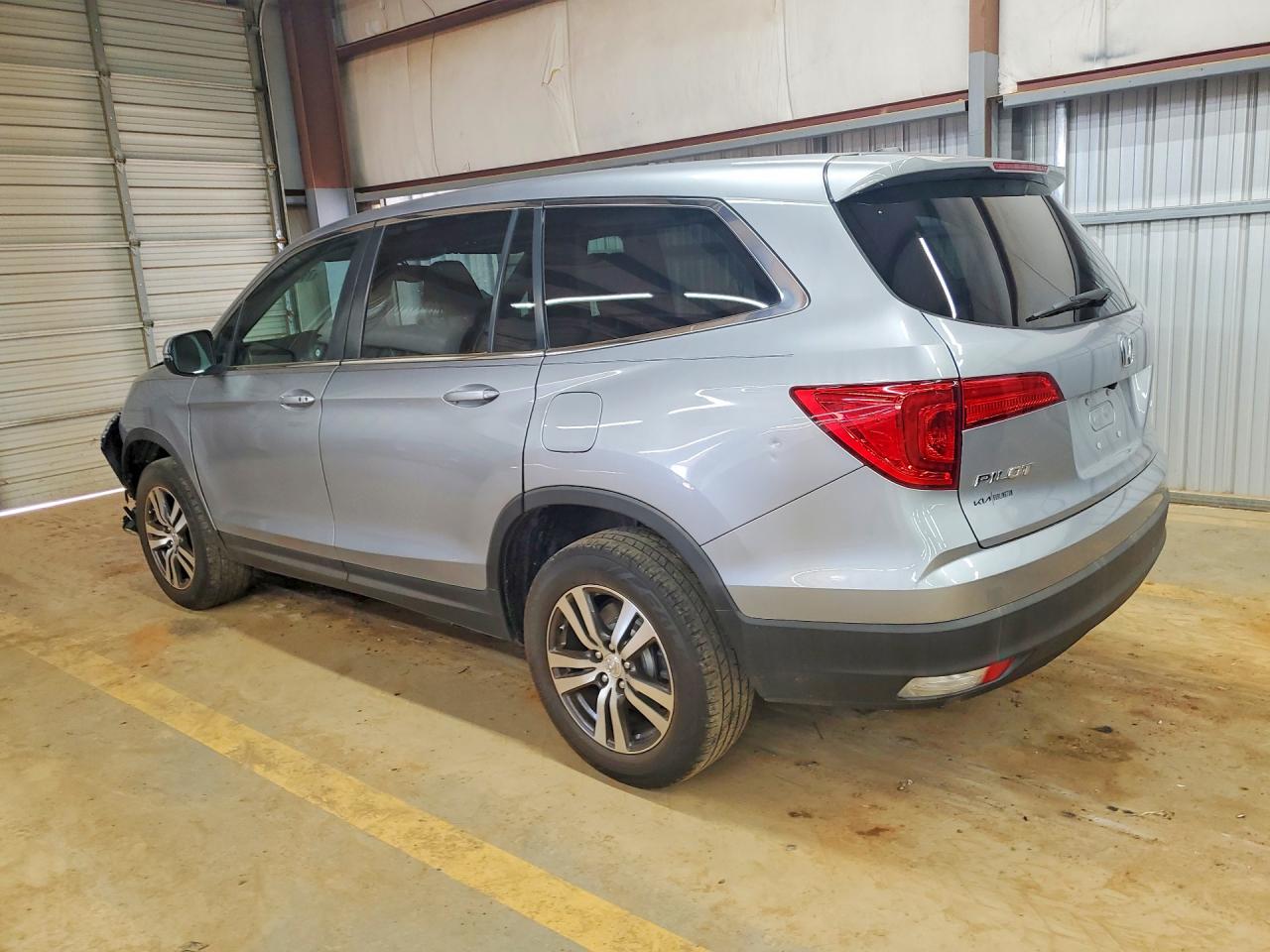 2016 HONDA PILOT EXL photo 3