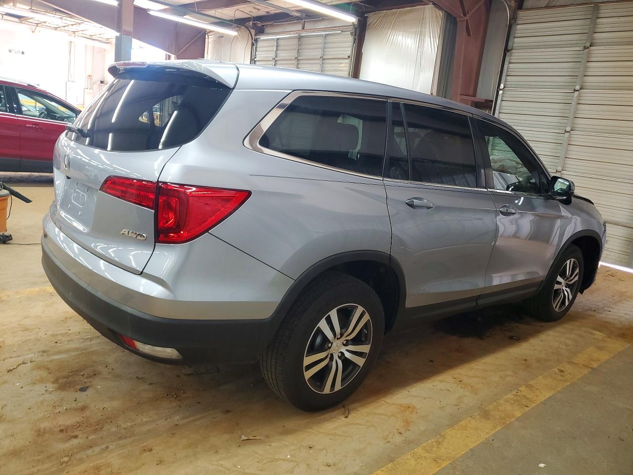 2016 HONDA PILOT EXL photo 5