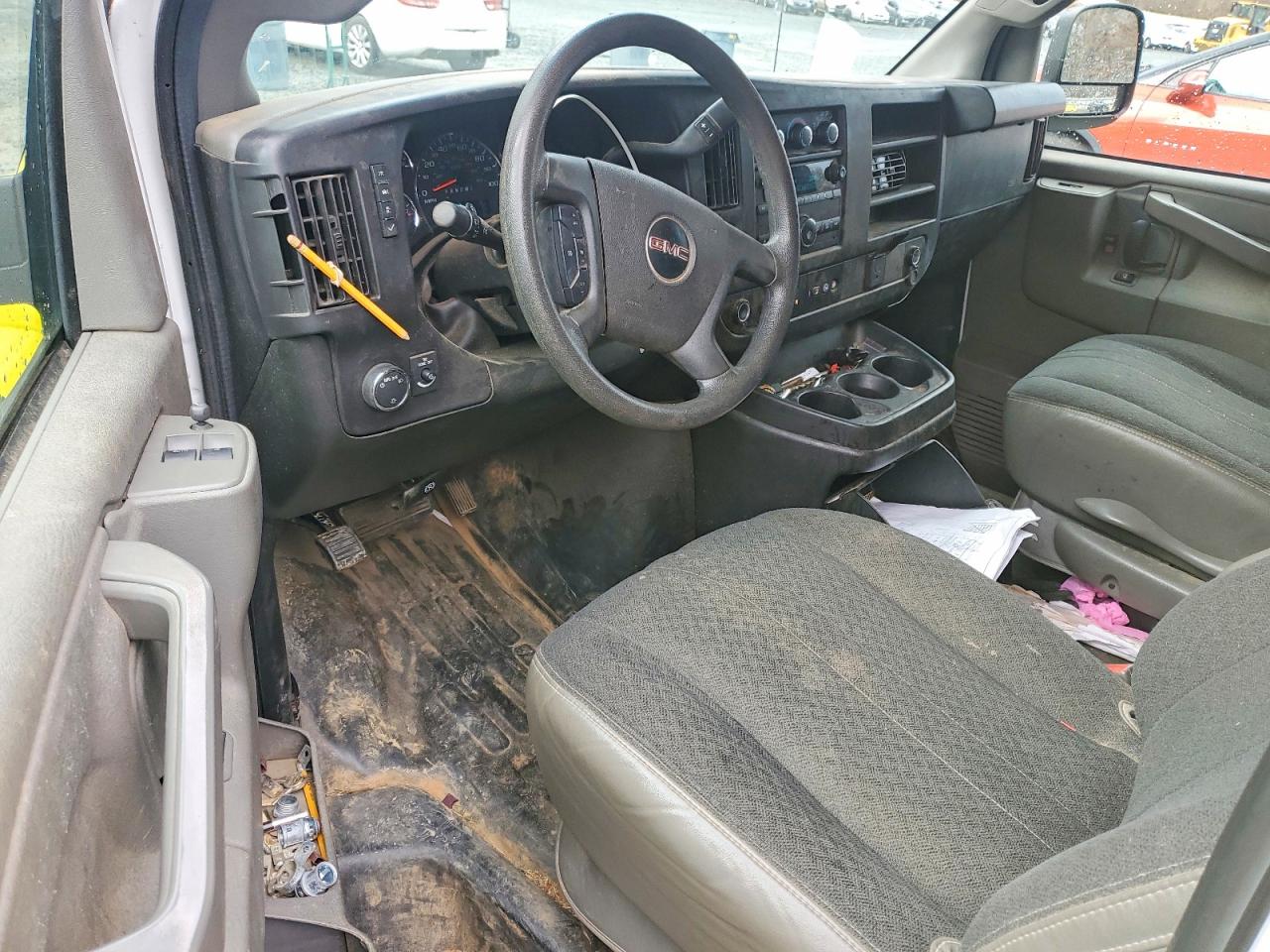 2022 GMC SAVANA 2500 CARGO UTILITY / SERVICE VAN photo 22