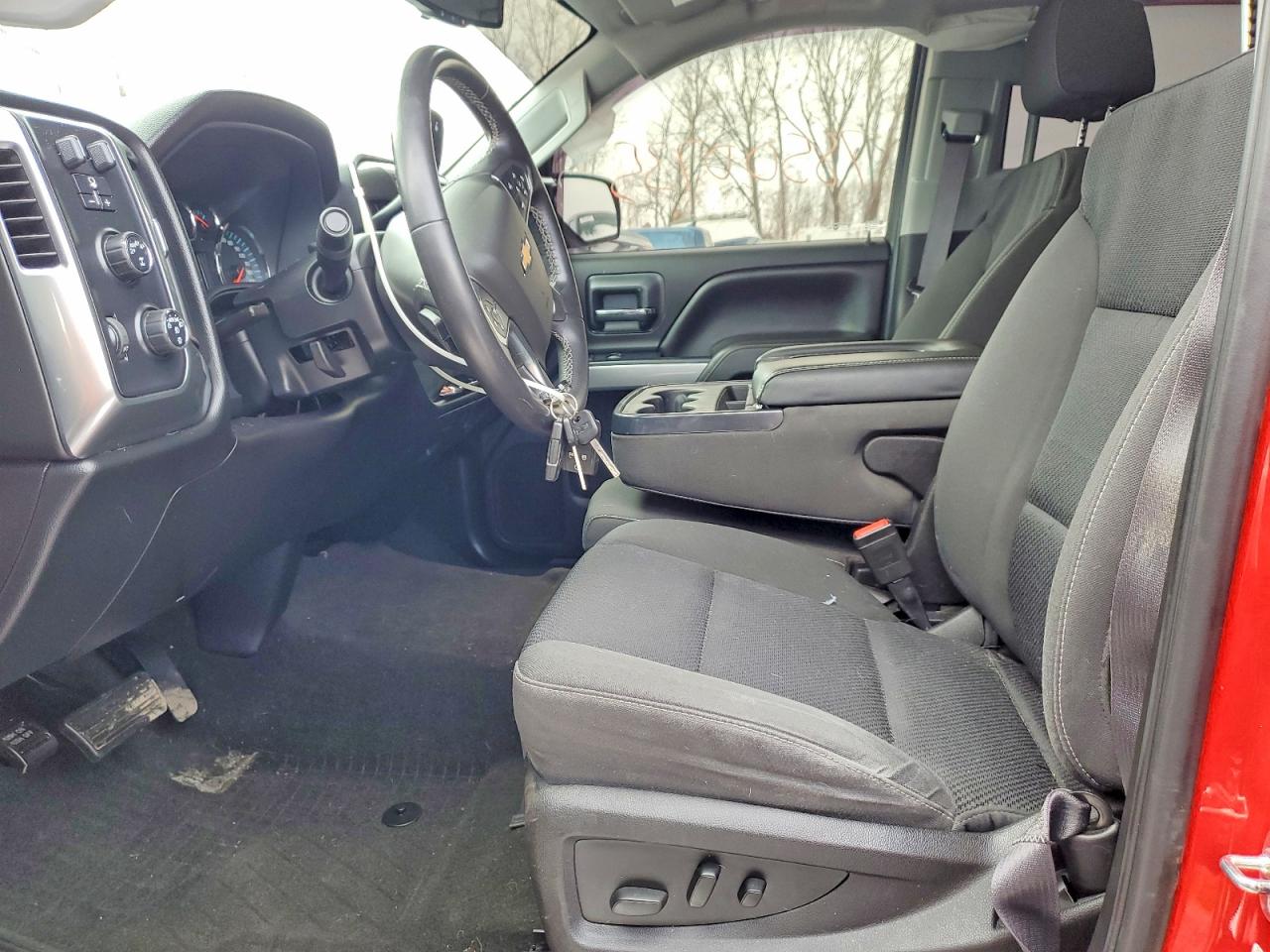 2017 CHEVROLET SILVERADO K1500 LT photo 19