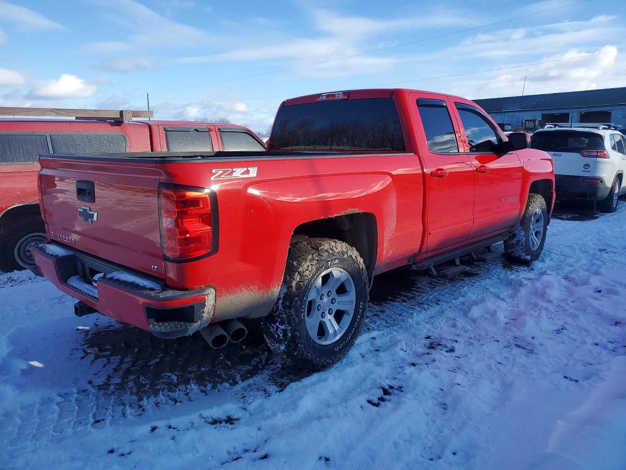 2017 CHEVROLET SILVERADO K1500 LT photo 7