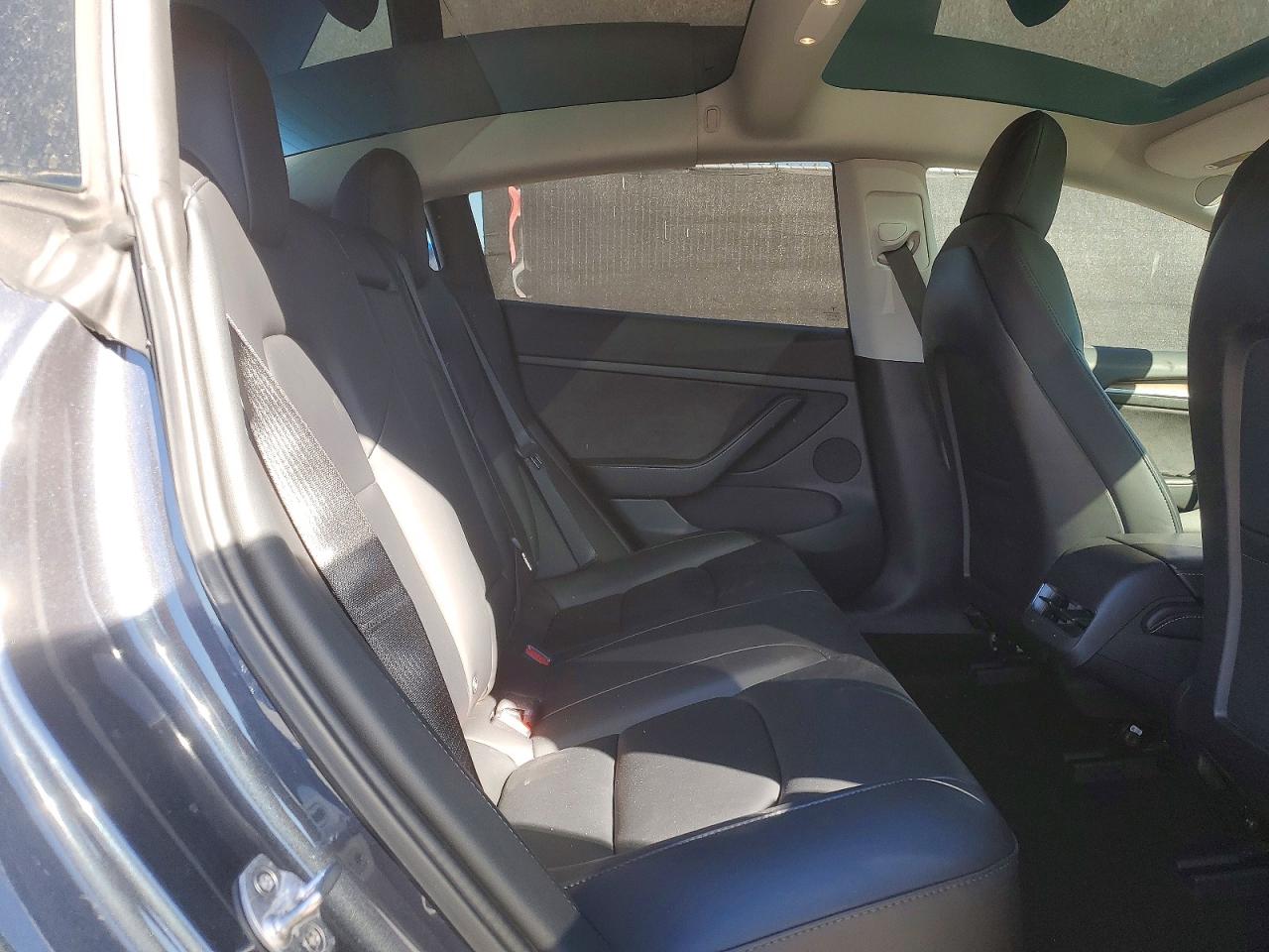 2022 TESLA MODEL 3 photo 10