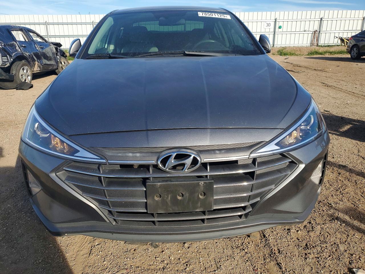 2019 HYUNDAI ELANTRA SEL photo 5