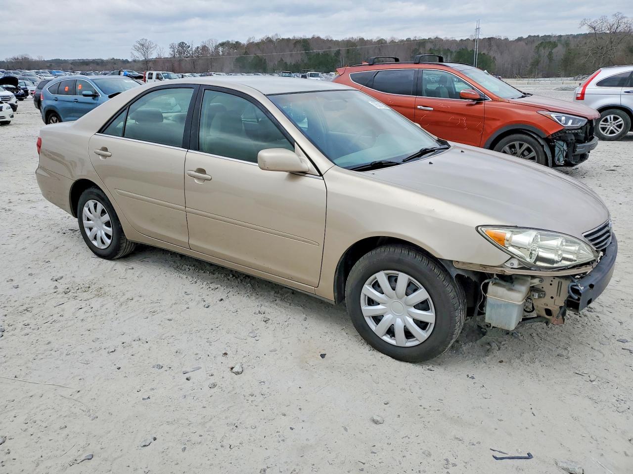 2005 TOYOTA CAMRY LE photo 4