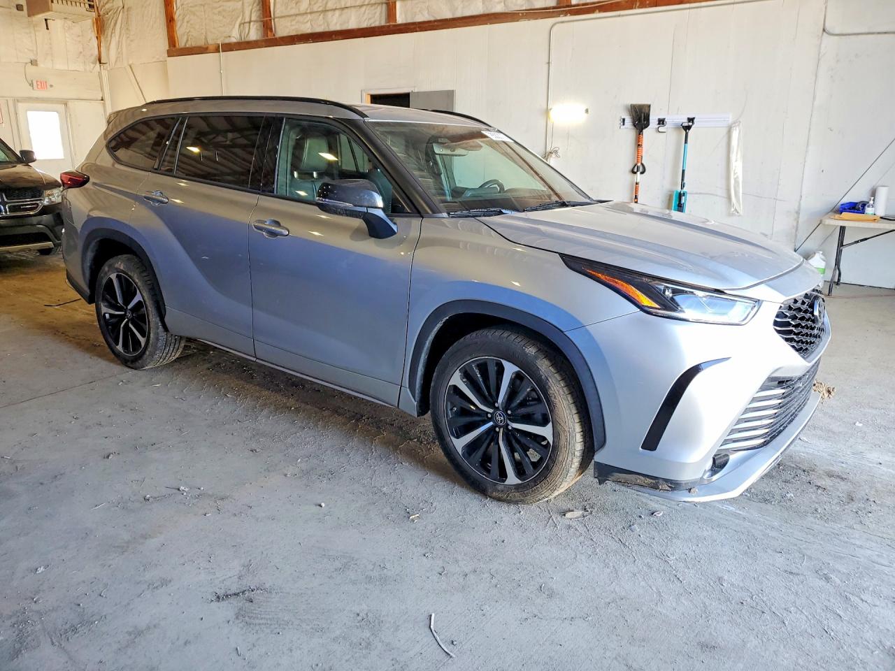 2021 TOYOTA HIGHLANDER XSE photo 4