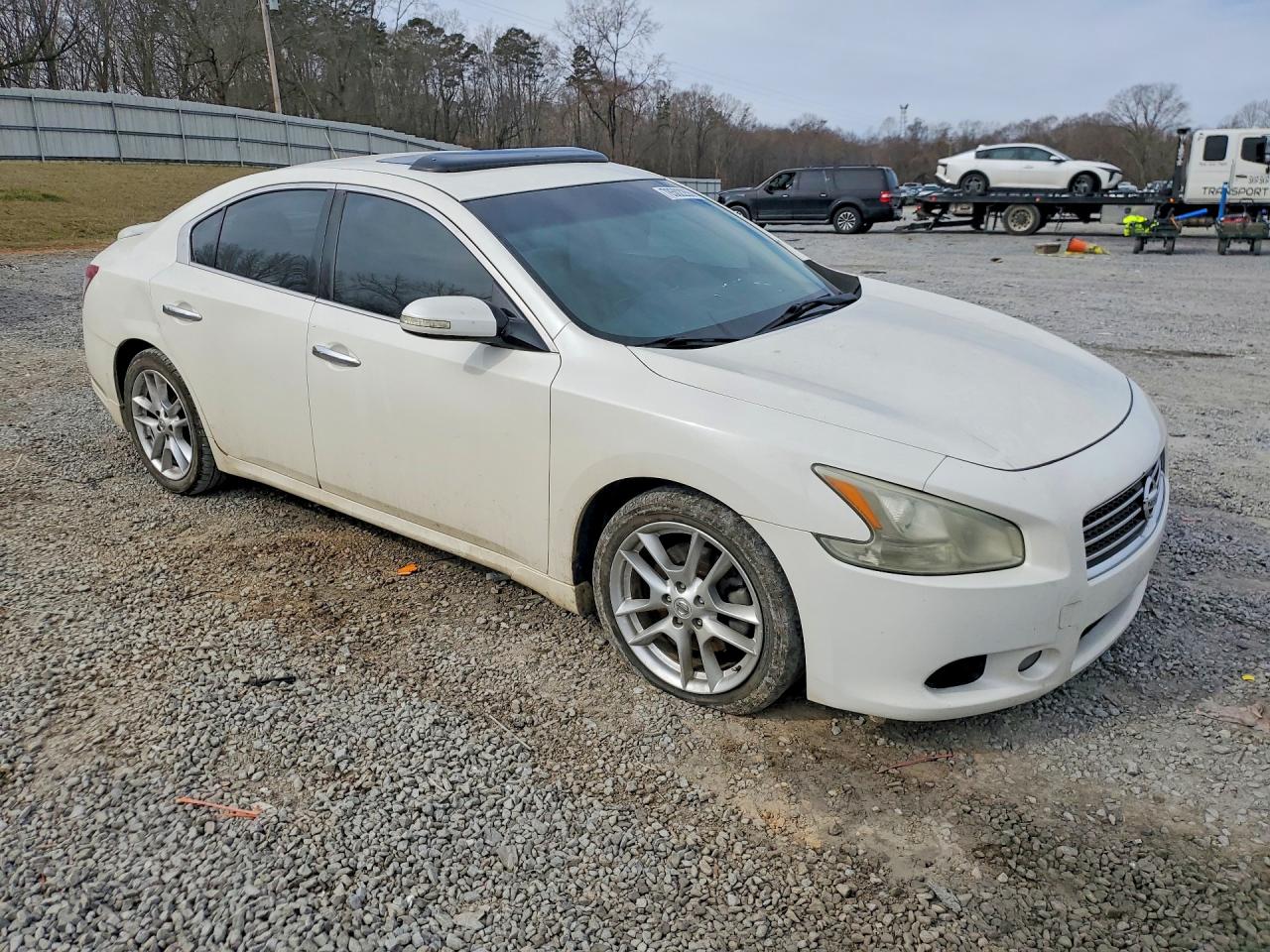 2011 NISSAN MAXIMA photo 4