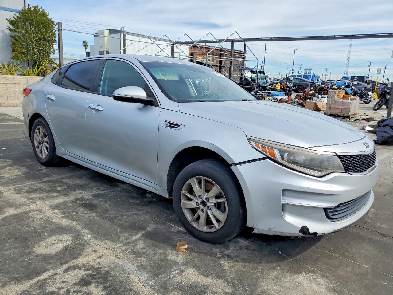 2018 KIA OPTIMA LX photo 4