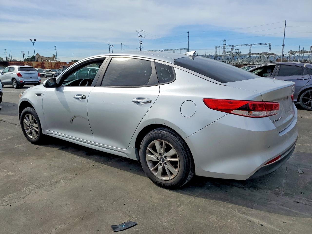 2018 KIA OPTIMA LX photo 2