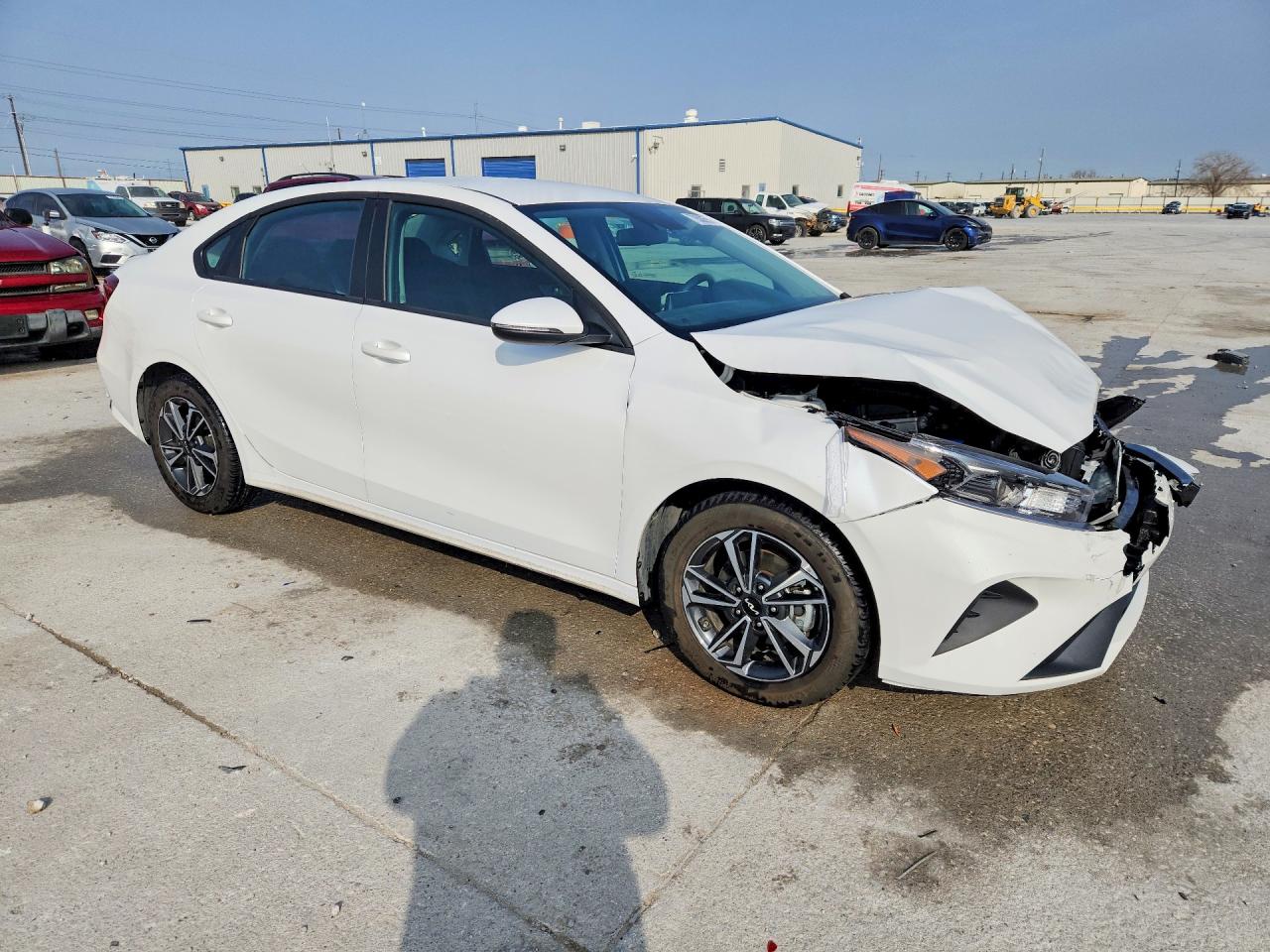 2024 KIA FORTE LXS photo 7