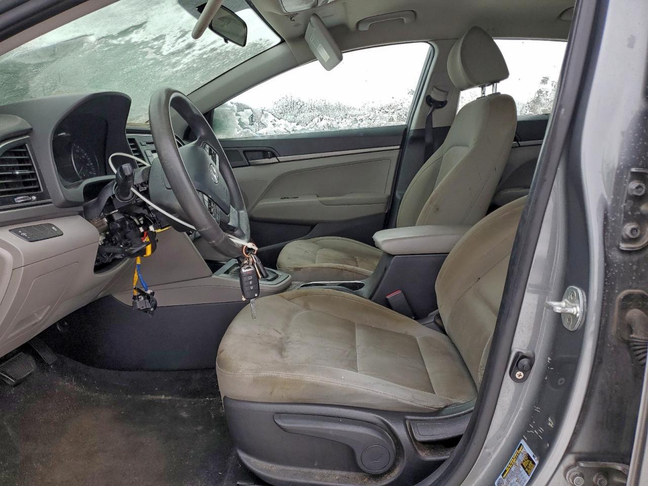 2017 HYUNDAI ELANTRA SE photo 19