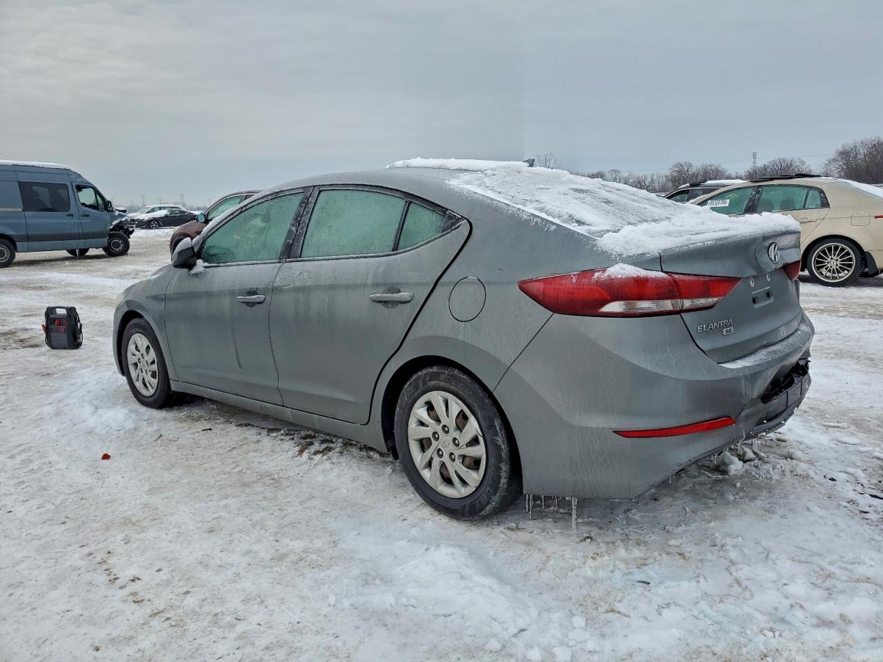 2017 HYUNDAI ELANTRA SE photo 4