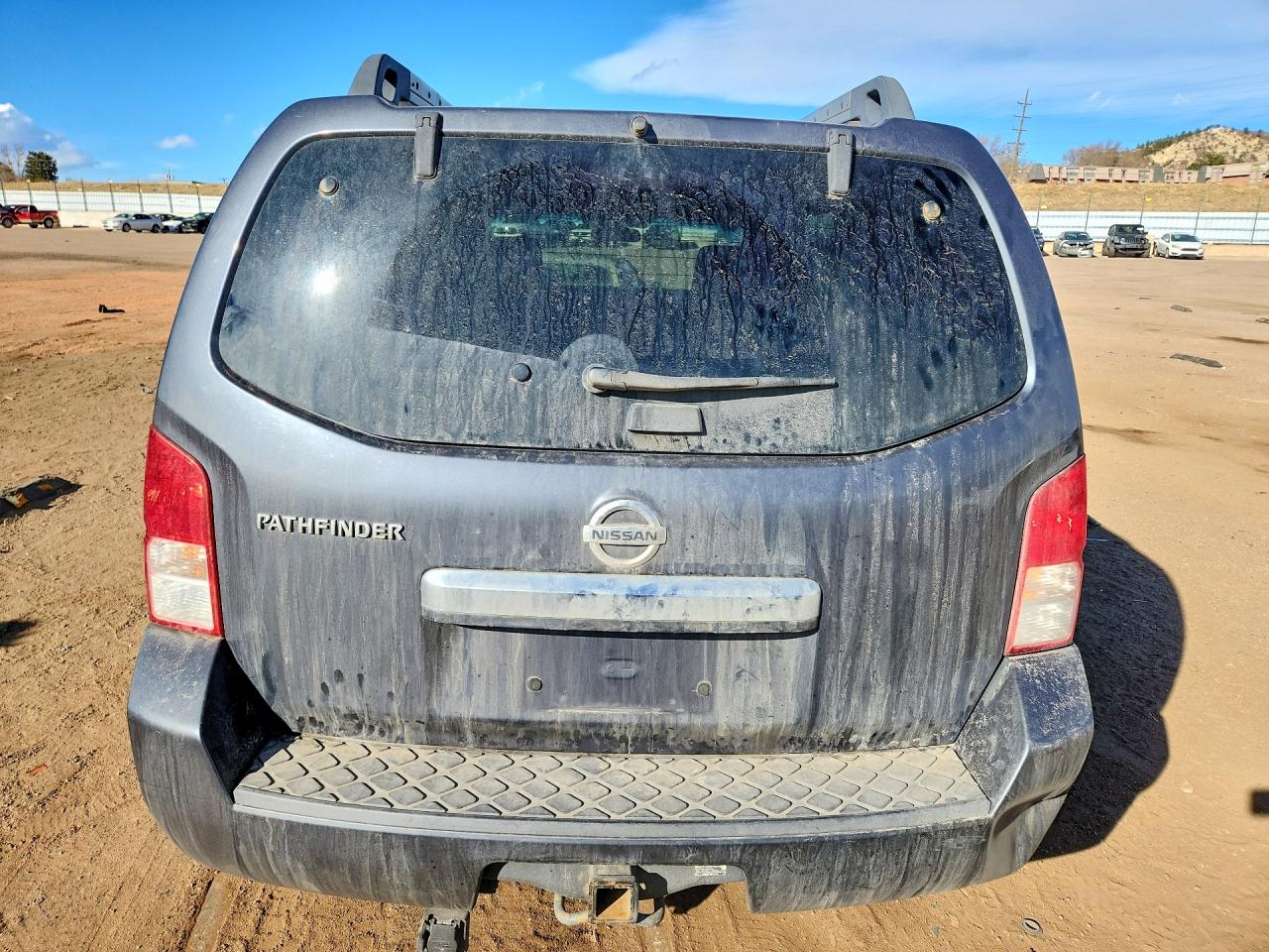 2012 NISSAN PATHFINDER S photo 11