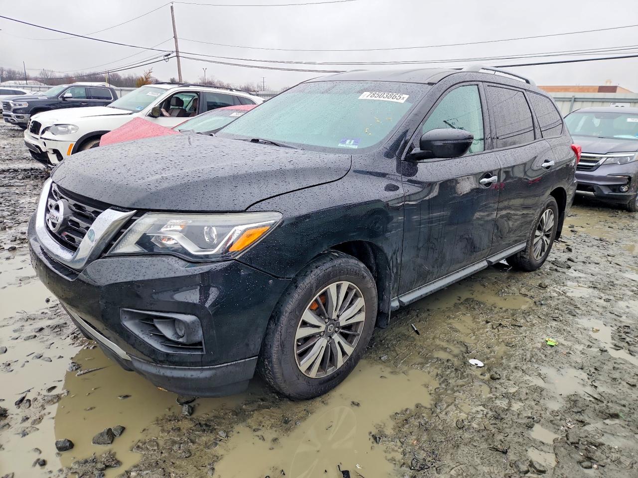 2017 NISSAN PATHFINDER S photo 2
