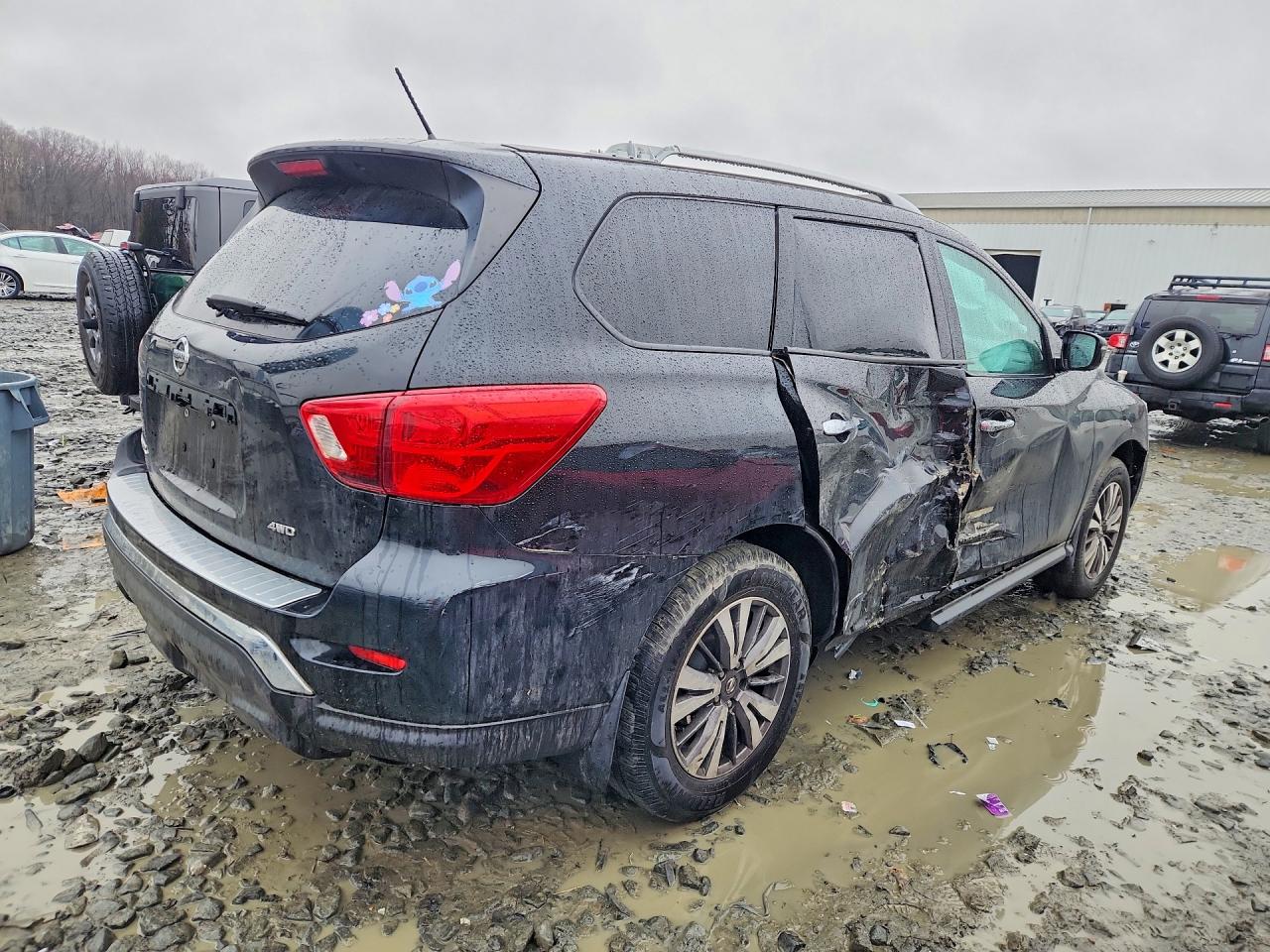 2017 NISSAN PATHFINDER S photo 7