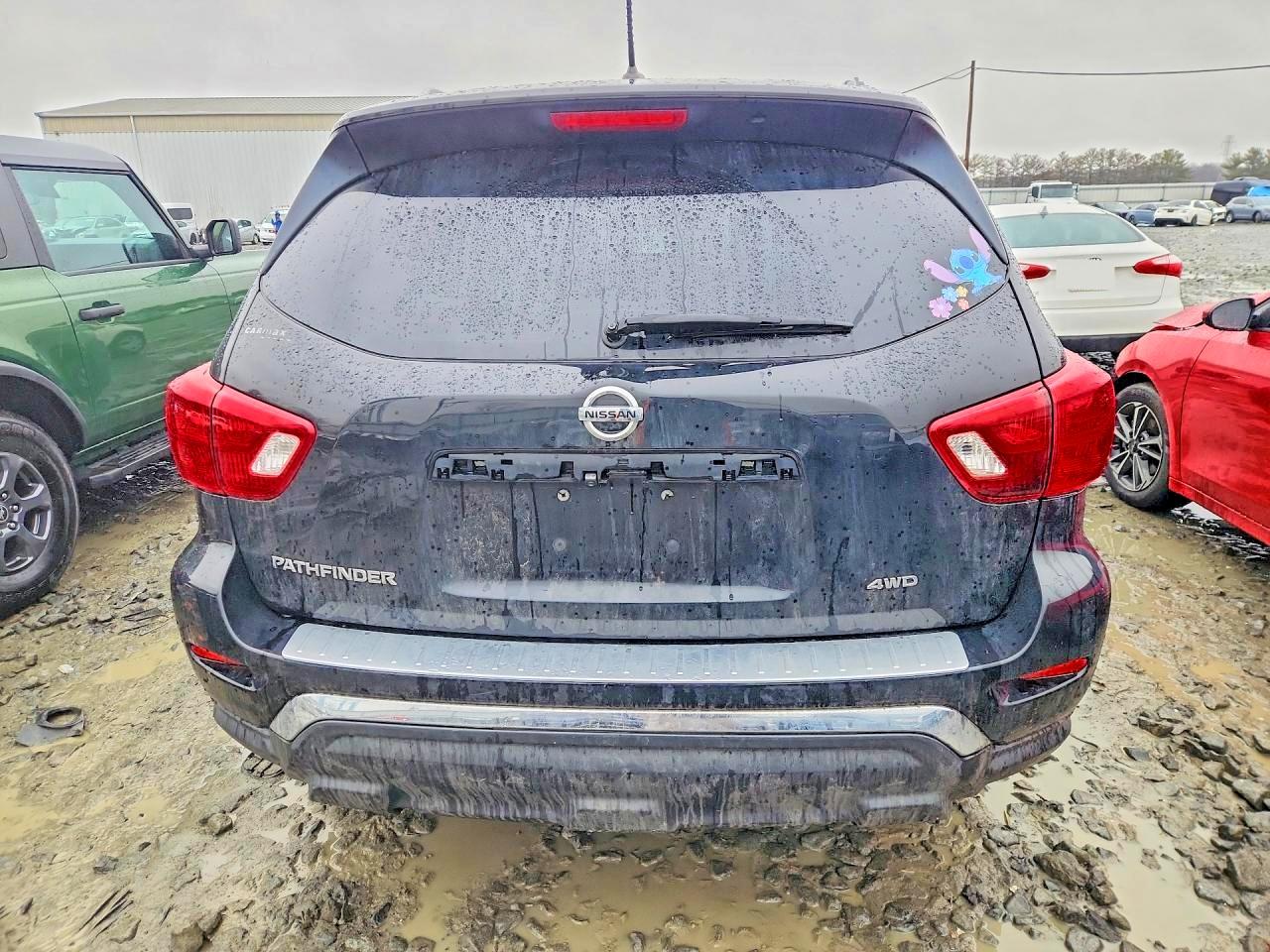 2017 NISSAN PATHFINDER S photo 16