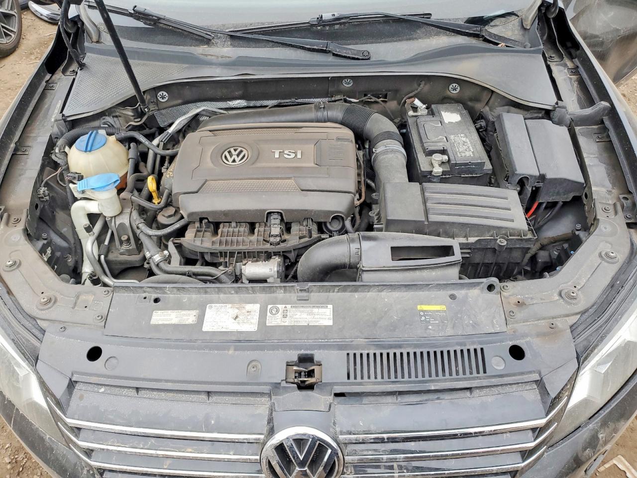 2014 VOLKSWAGEN PASSAT SE photo 21