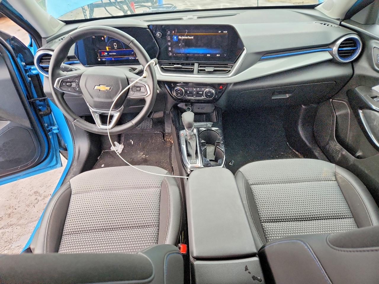 2025 CHEVROLET TRAX 1LT photo 15