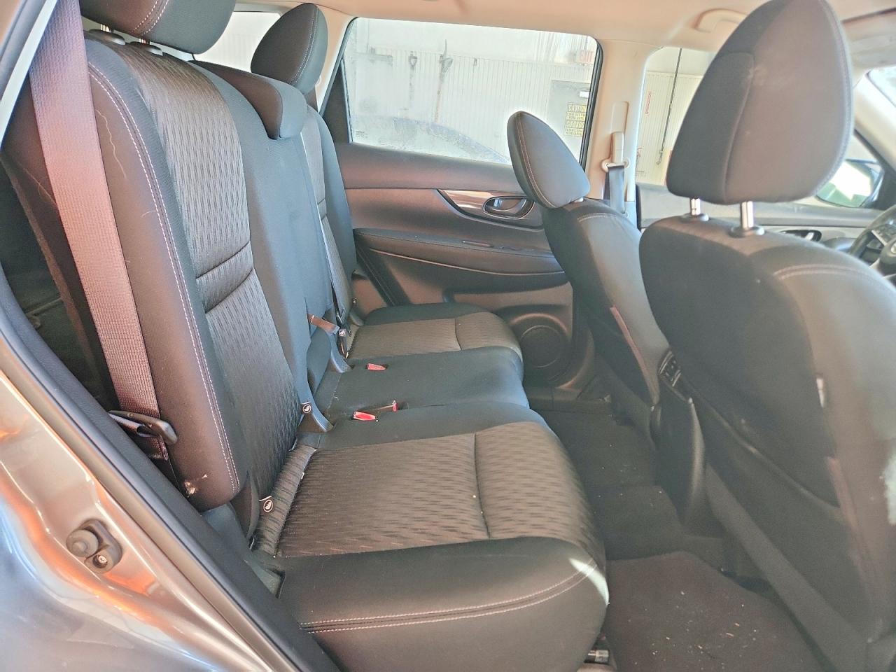 2020 NISSAN ROGUE S photo 11