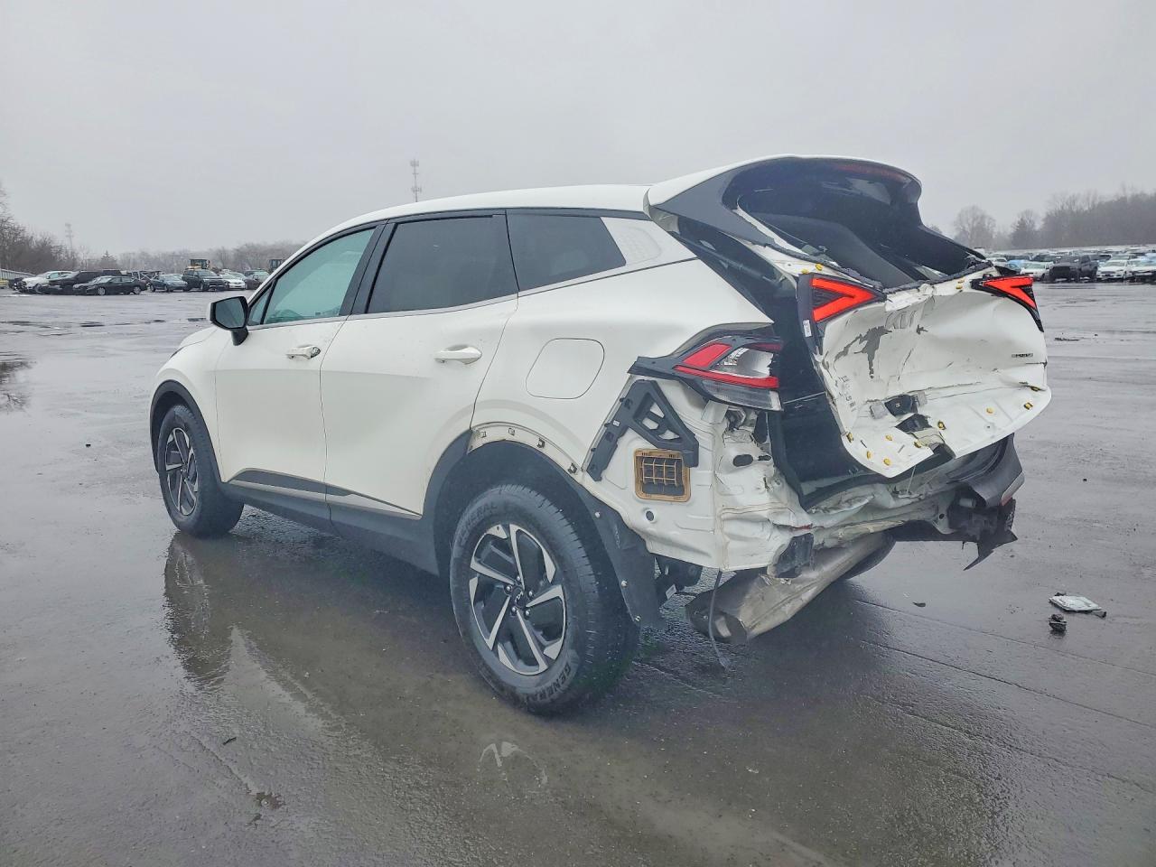 2023 KIA SPORTAGE LX photo 2