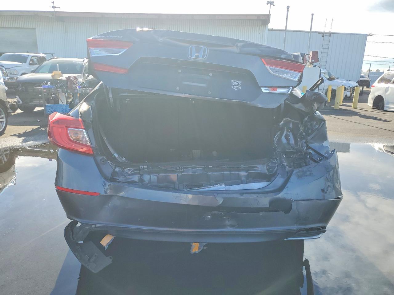 2018 HONDA ACCORD EX photo 6