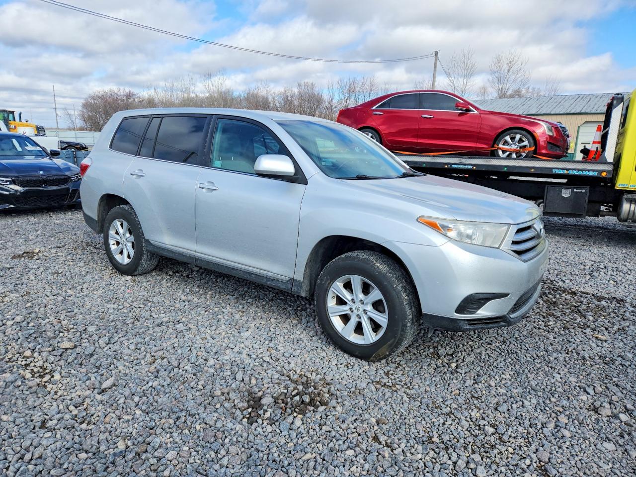 2013 TOYOTA HIGHLANDER BASE photo 10