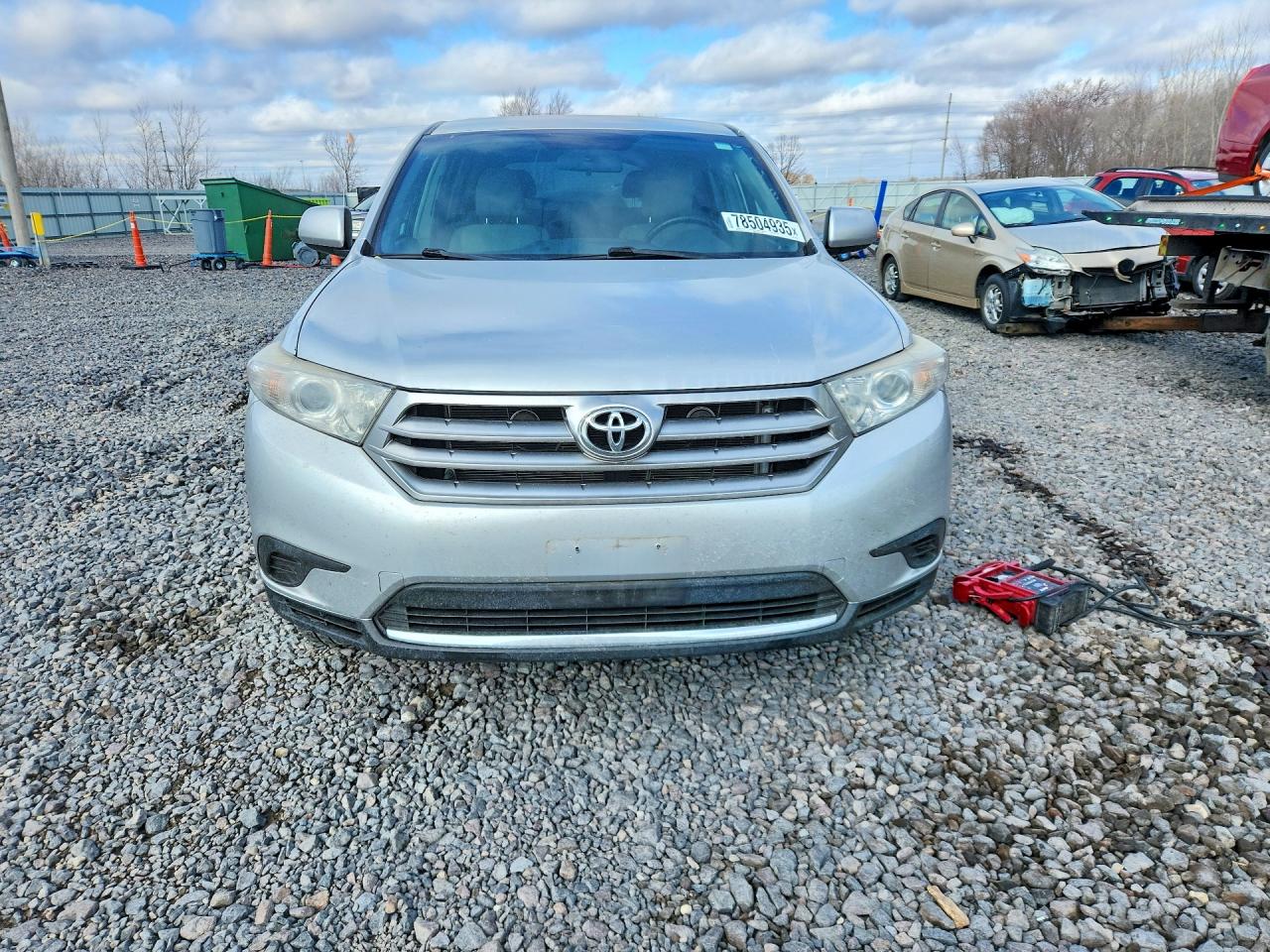 2013 TOYOTA HIGHLANDER BASE photo 13
