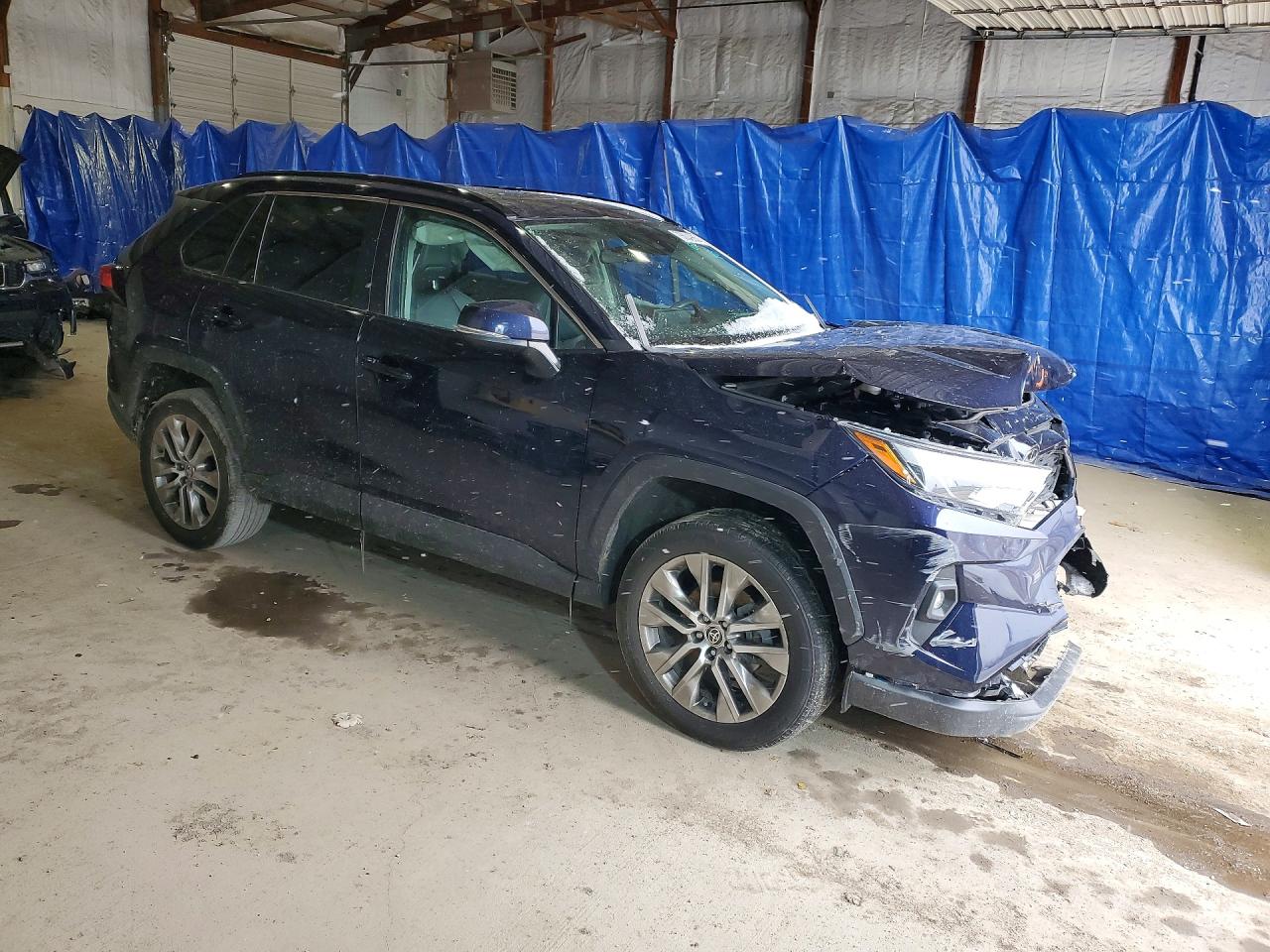 2022 TOYOTA RAV4 XLE PREMIUM photo 7