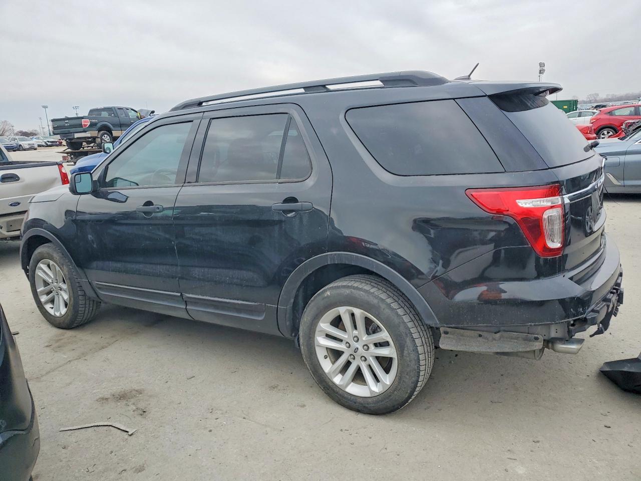 2015 FORD EXPLORER photo 3