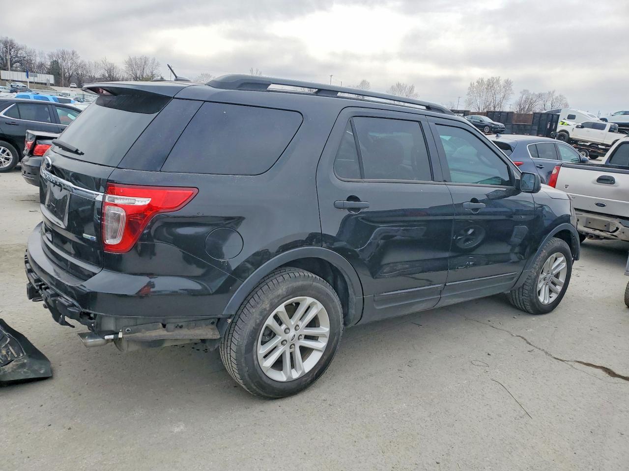 2015 FORD EXPLORER photo 5