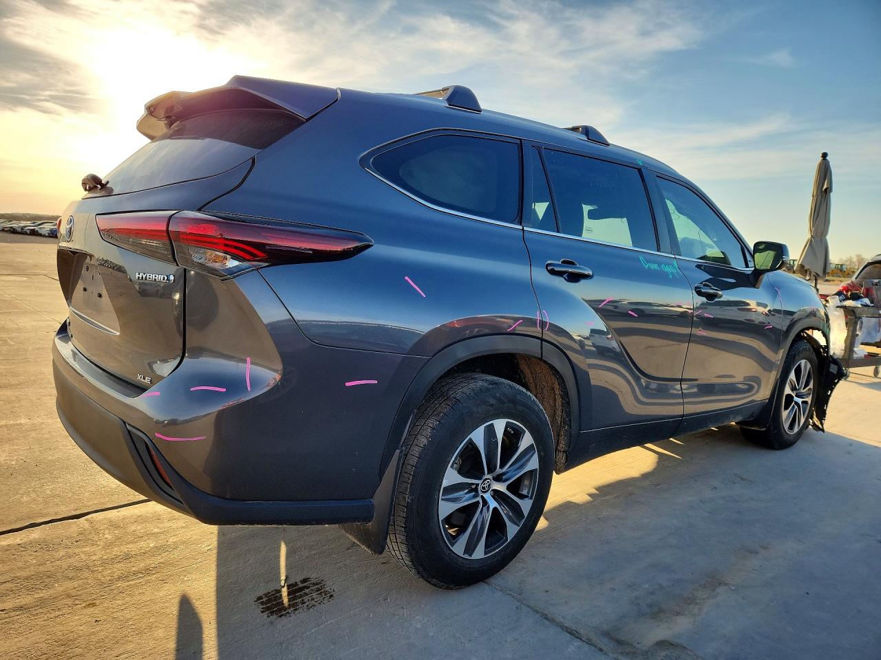 2024 TOYOTA HIGHLANDER photo 3