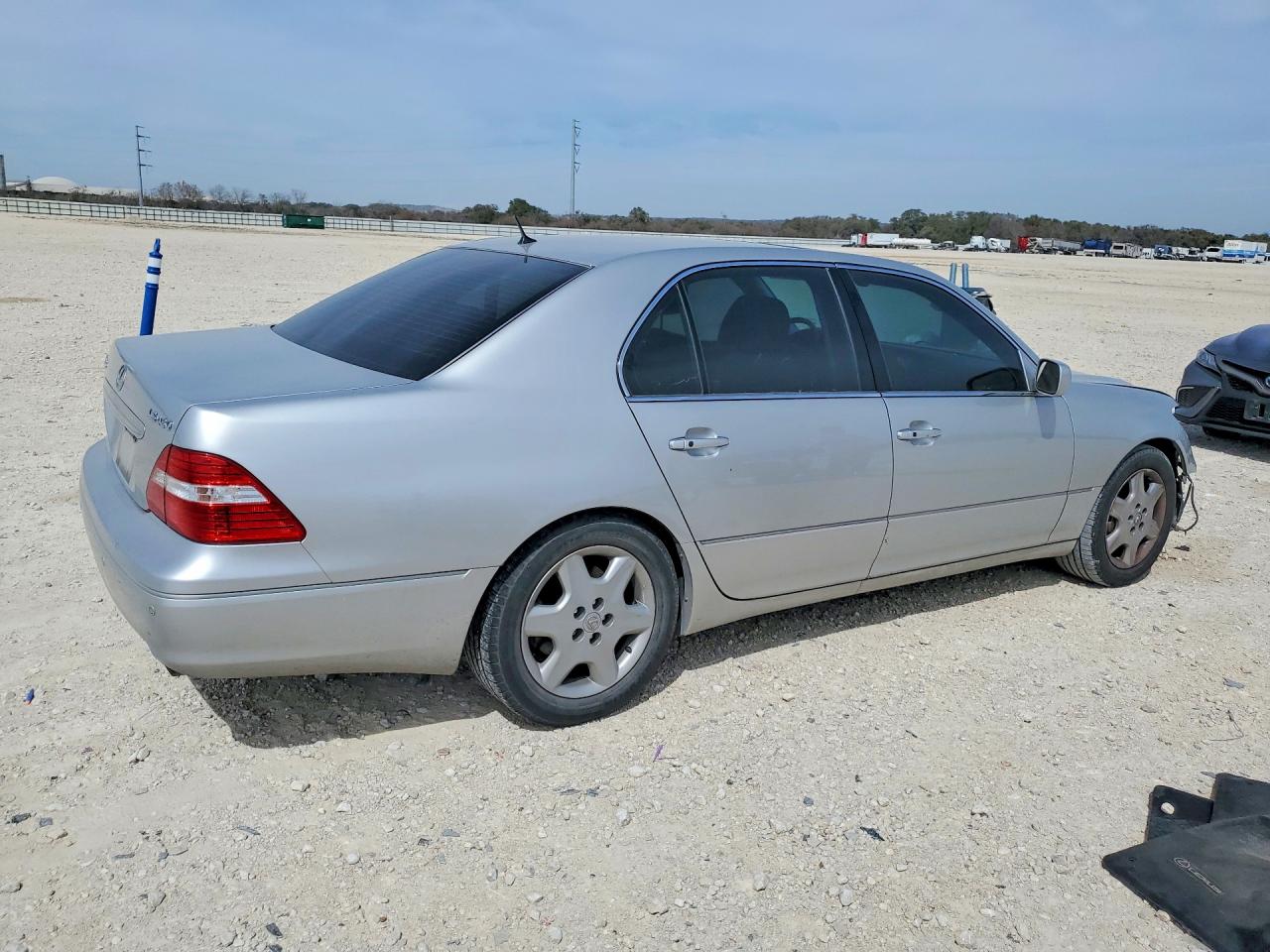 2005 LEXUS LS 430 photo 5