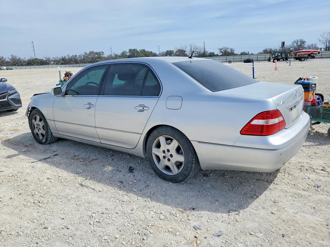 2005 LEXUS LS 430 photo 3