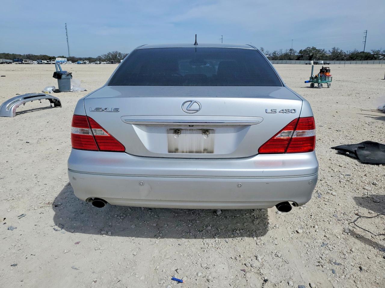 2005 LEXUS LS 430 photo 11