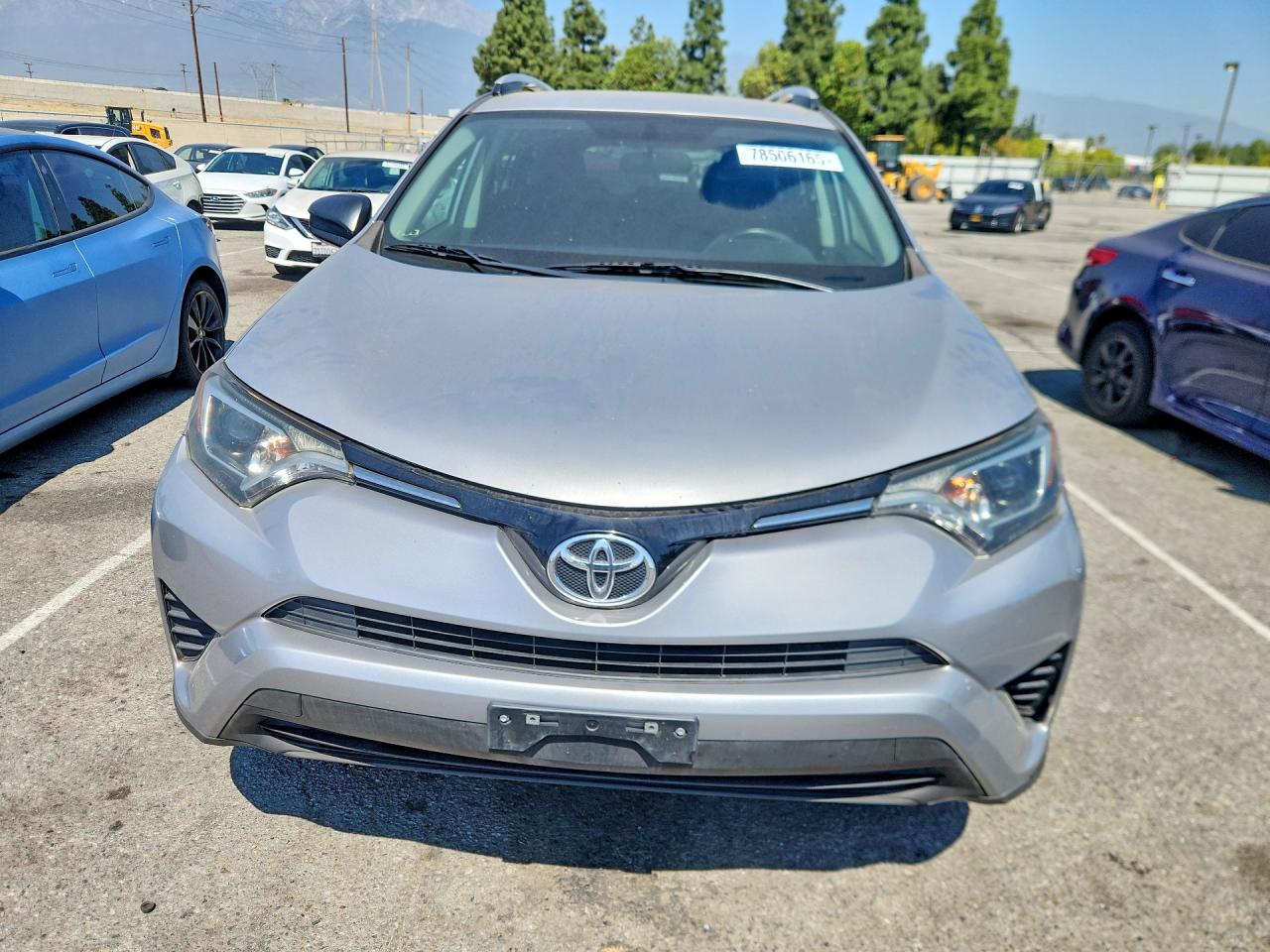2016 TOYOTA RAV4 LE photo 9