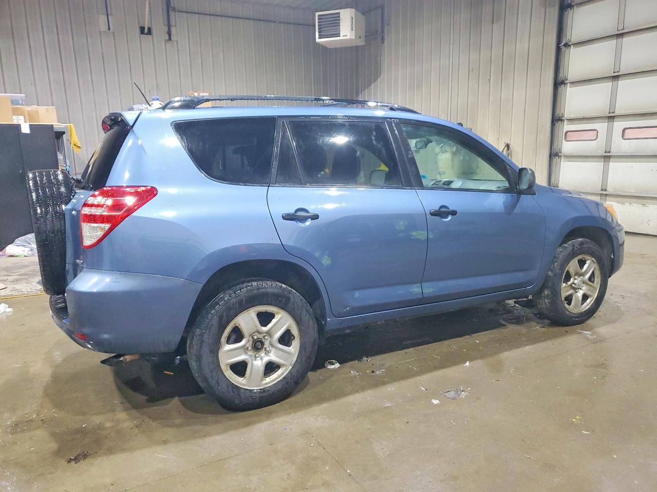 2011 TOYOTA RAV4 BASE photo 5