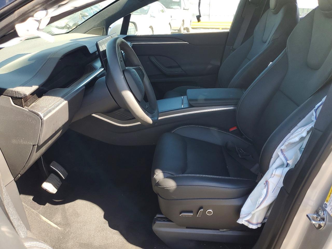 2025 TESLA MODEL X photo 13