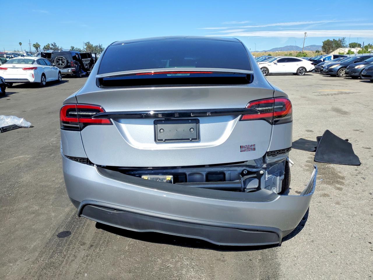 2025 TESLA MODEL X photo 11